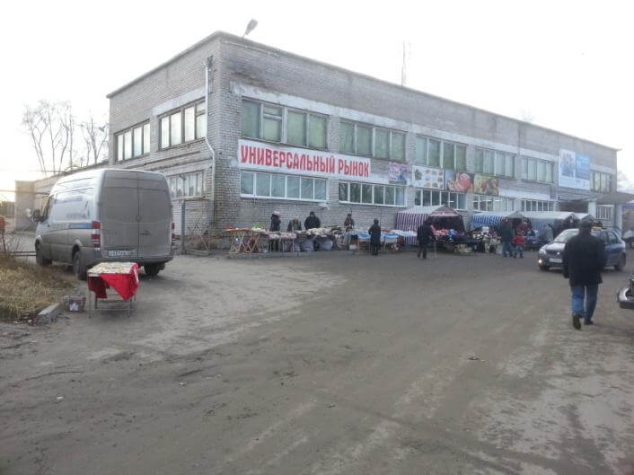 Уличная торговля ложками Павлово
