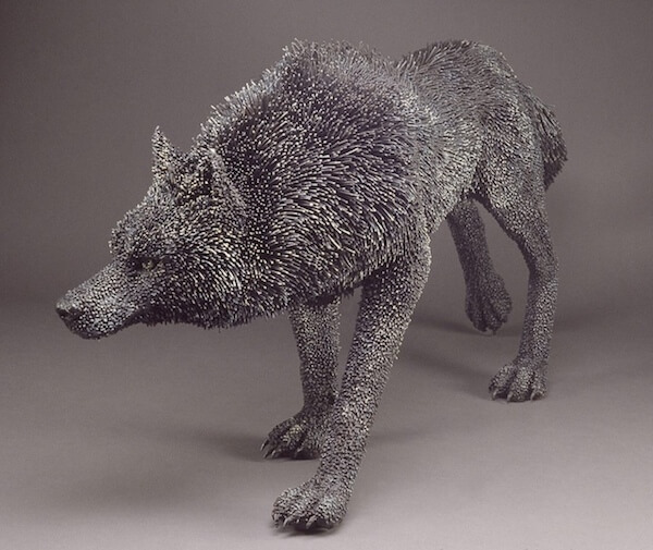 Скульптура "Волчица"