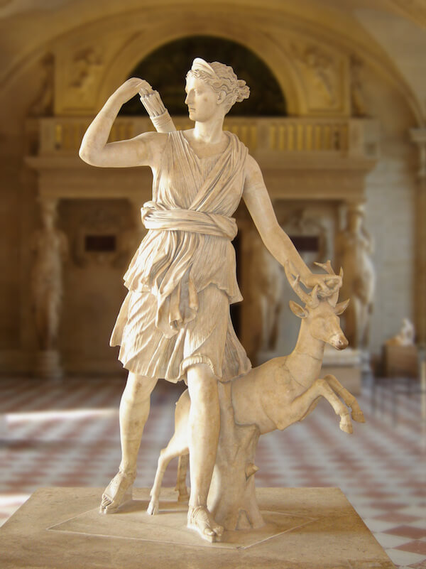 Статуя Дианы Версальской
